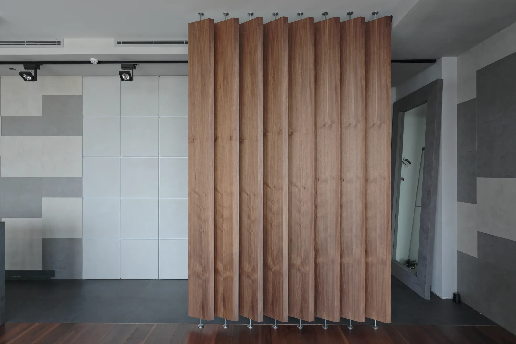 Поворотная ширма