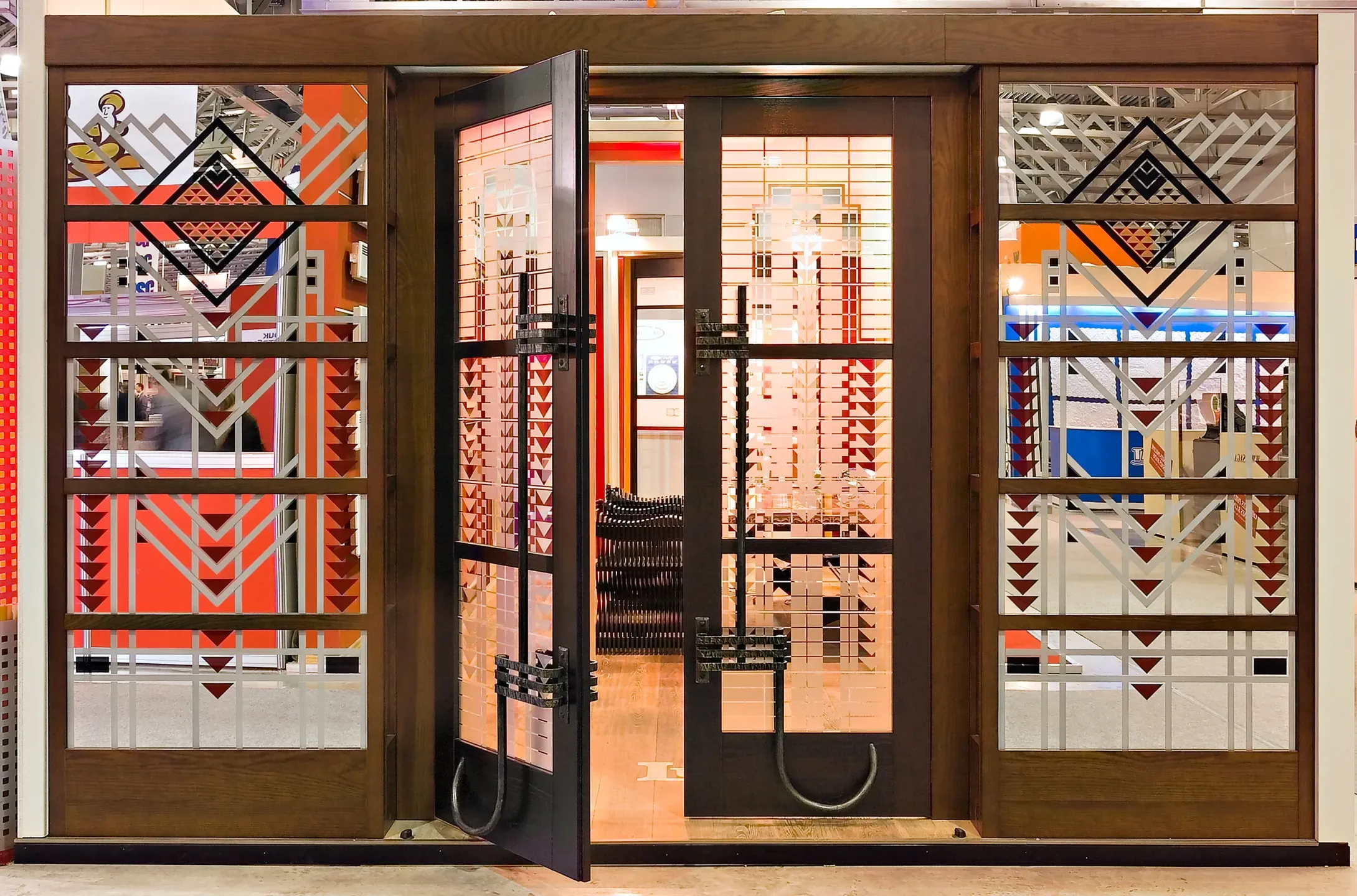 Портал с дверями