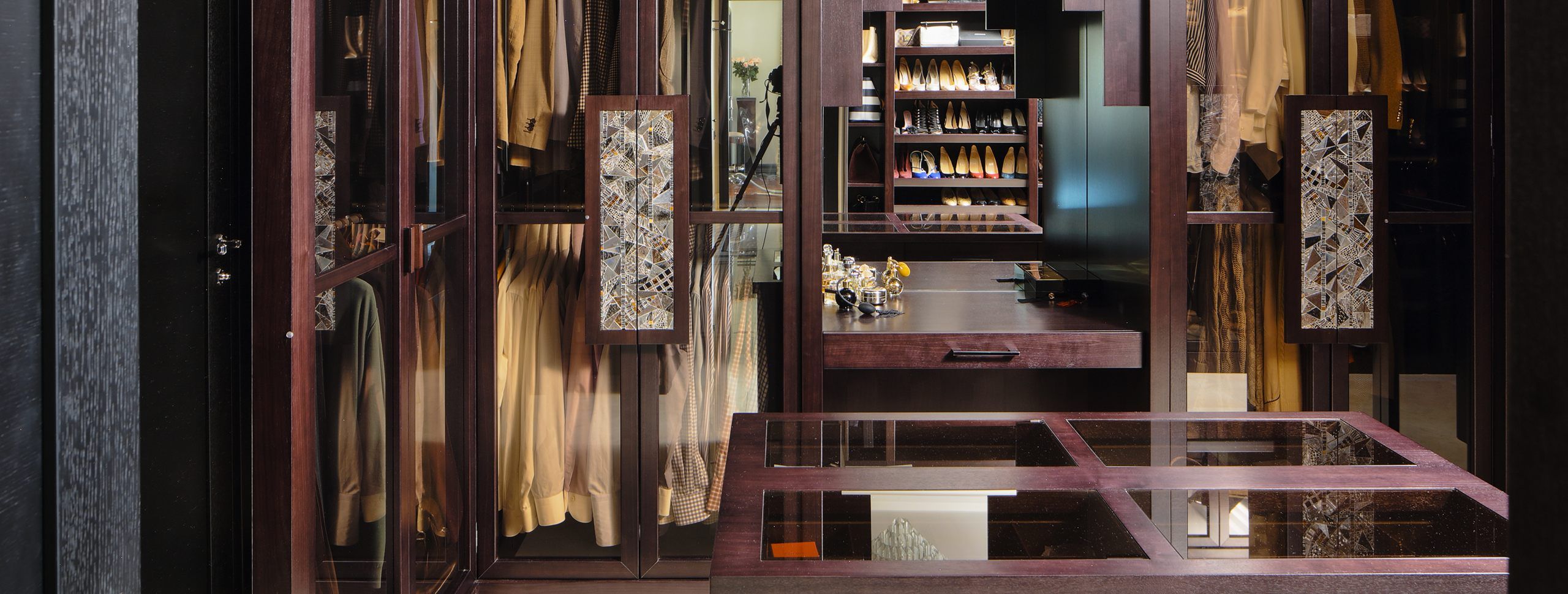 Шкафы & Гардеробные