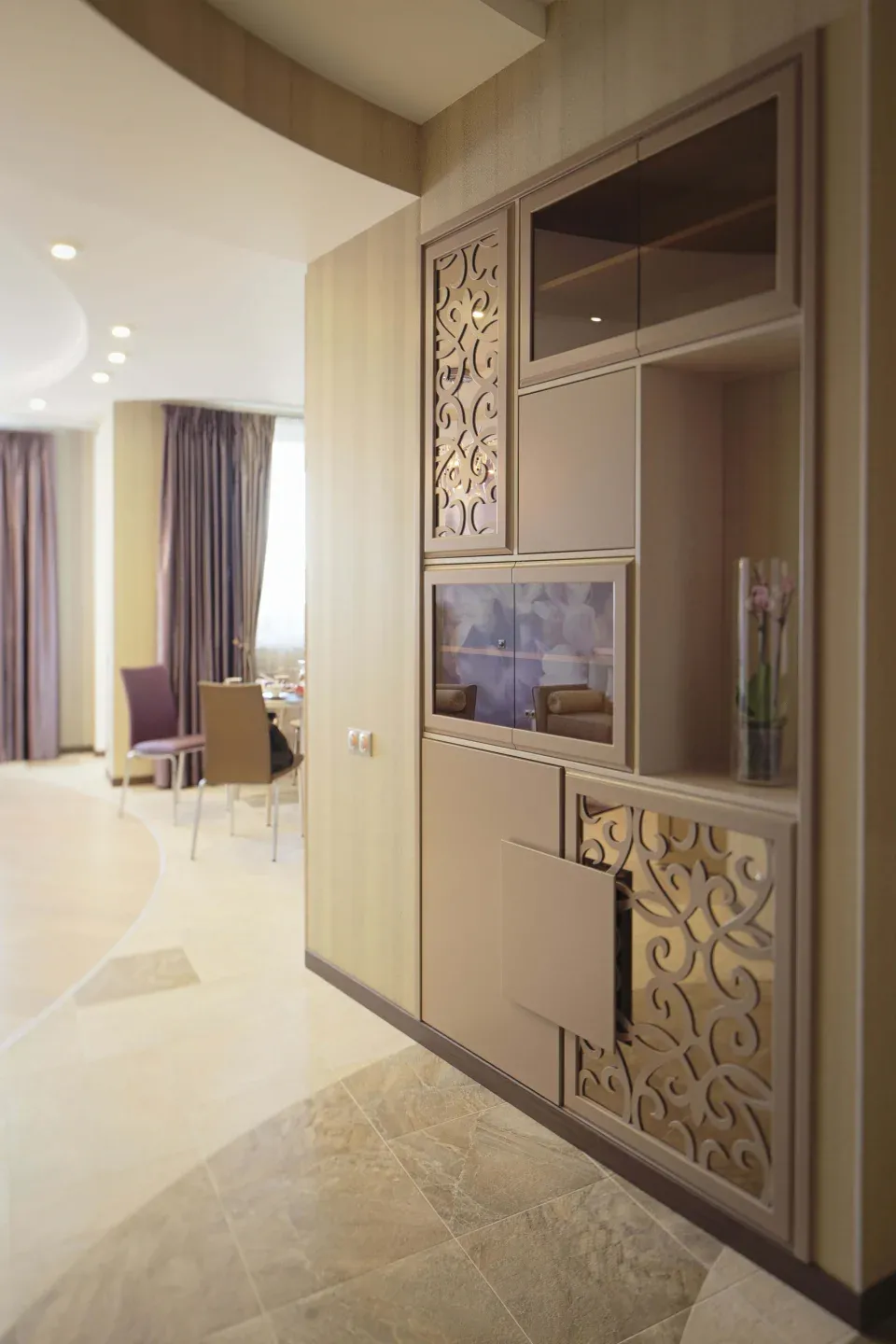 Стеллаж-витрина