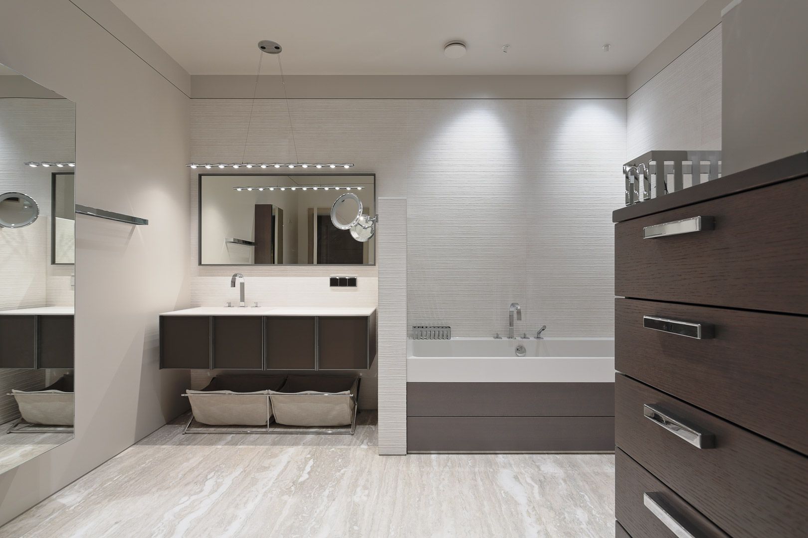 Тумба и комод