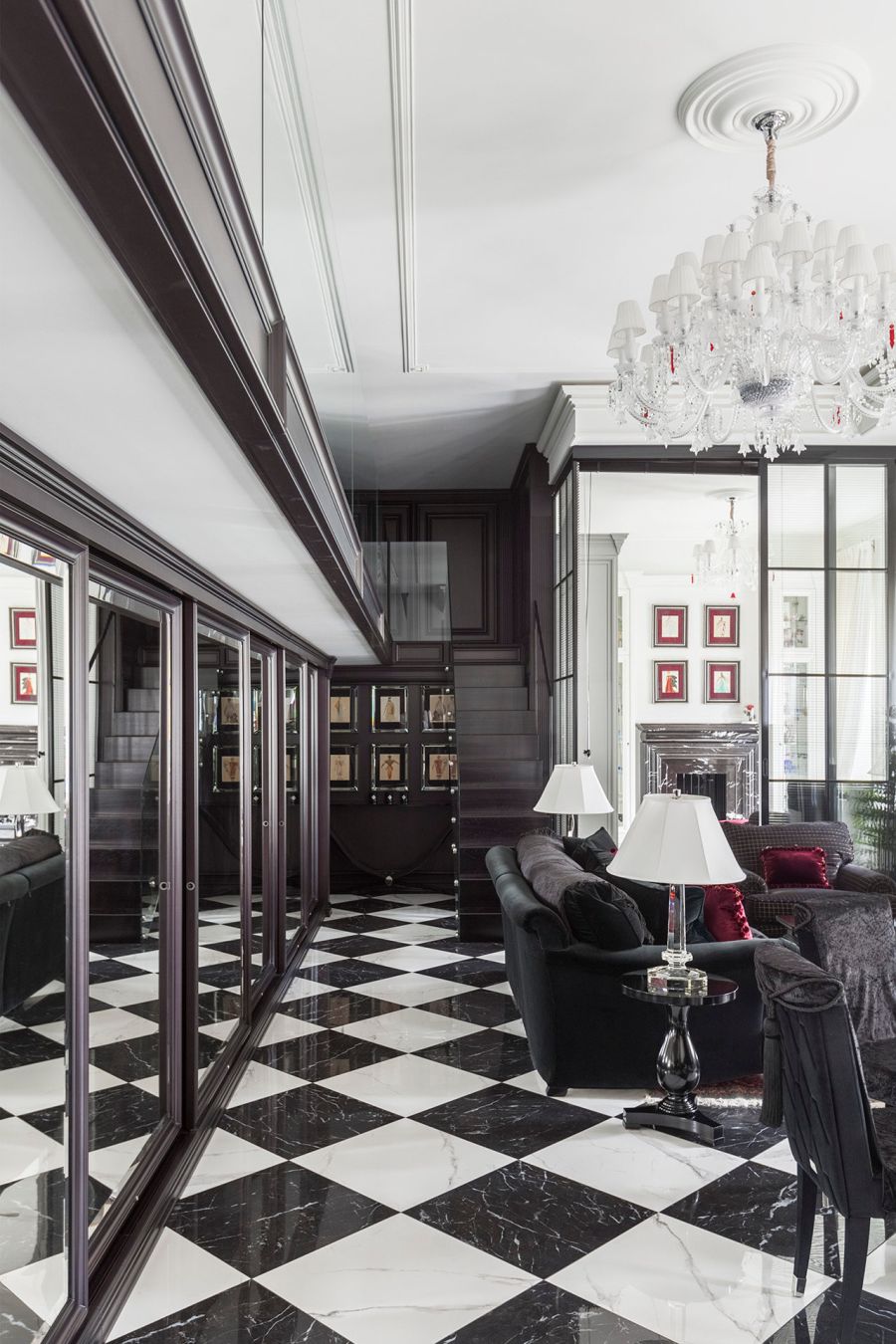 Анфилада <nobr>шкафов-купе</nobr>